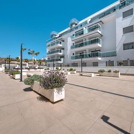 New Beach Front Apartment With Large Balcony Torrox Luaran gambar