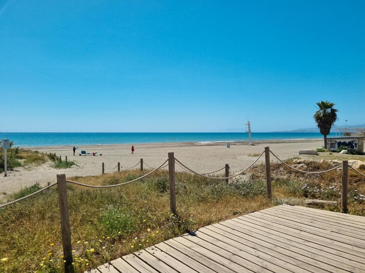 New Beach Front Apartment With Large Balcony Torrox Luaran gambar