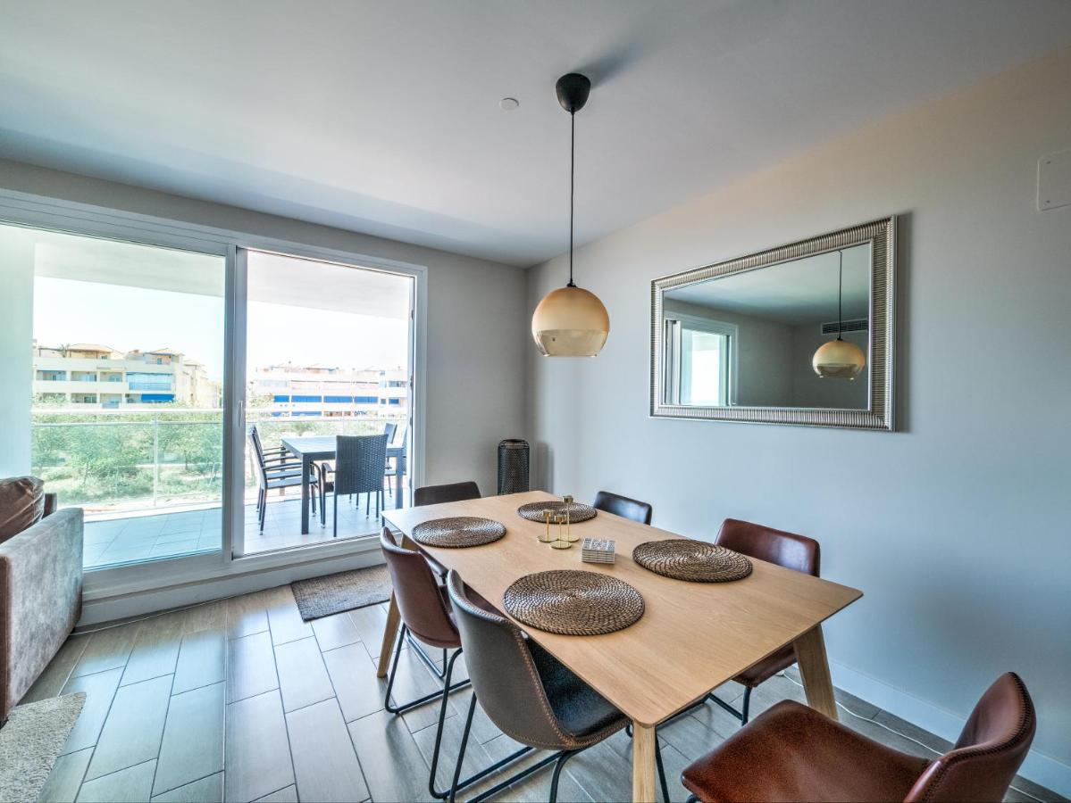 New Beach Front Apartment With Large Balcony Torrox Luaran gambar