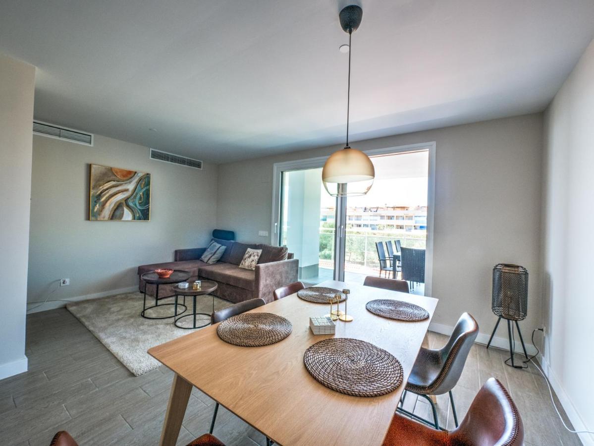 New Beach Front Apartment With Large Balcony Torrox Luaran gambar